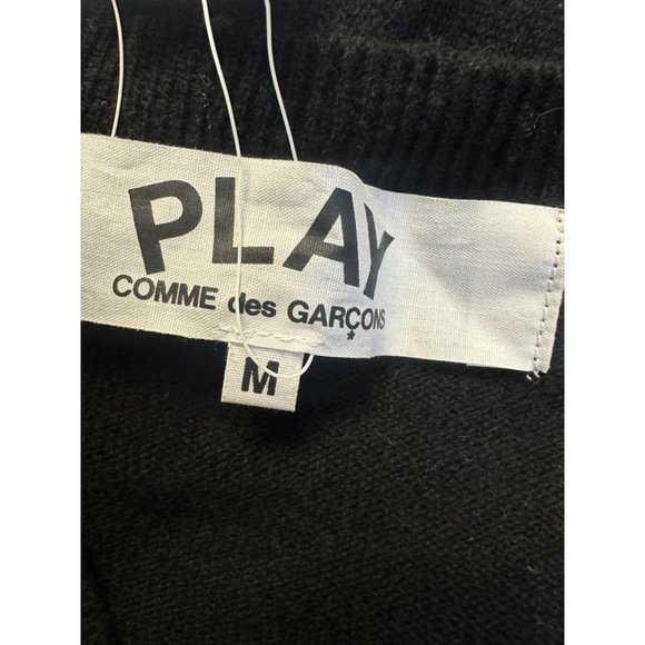 Comme des Garçons Play Heart V-neck Sweater with small gold heart - Picture 3 of 6